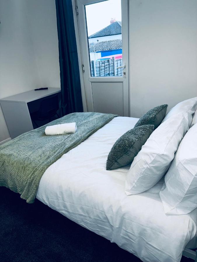 Guest house Stylish Town House - Modern Double - 2 Coventry
